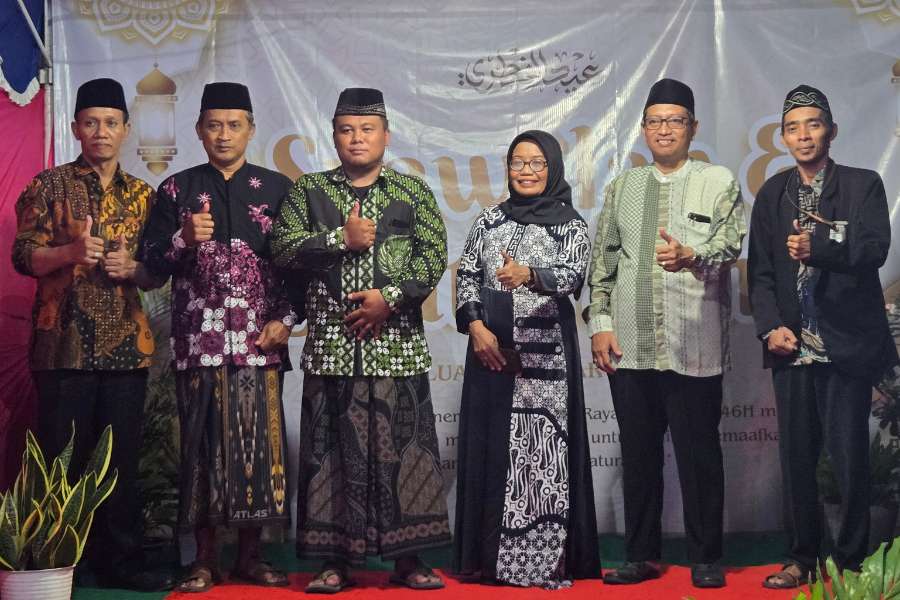 Meriah dan Penuh Keakraban, Tradisi Syawalan Perkuat Toleransi dan Sinergi Antara Pemerintah dan Warga.