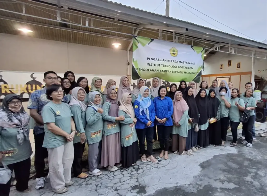 Kampus ITY pengabdian masyarakat Roto Kenongo Asri RT 83